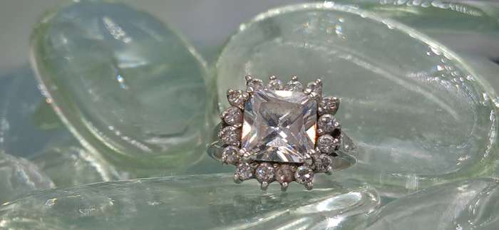 Elegant Sterling Silver Ring