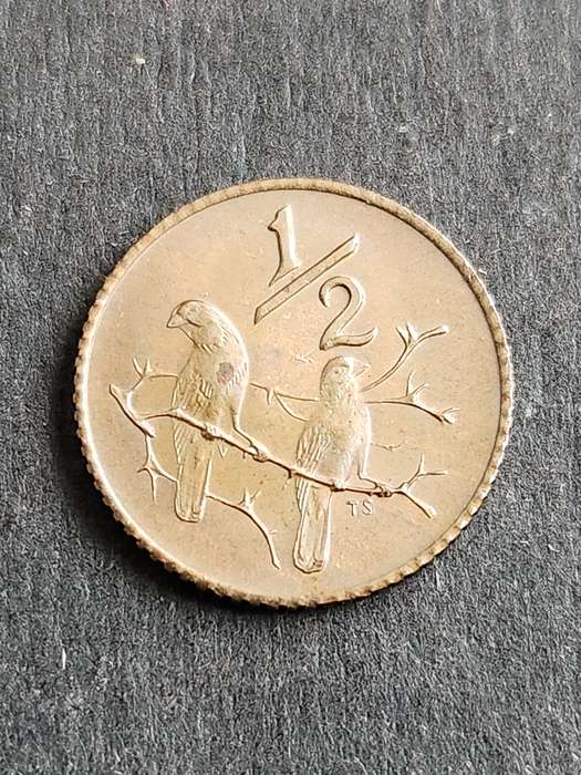 Republic 1/2 Cent 1976 UNC - as per photograph