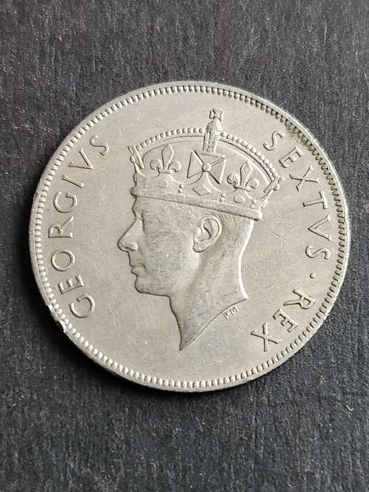 East Africa One Shilling 1948 .250 Silver