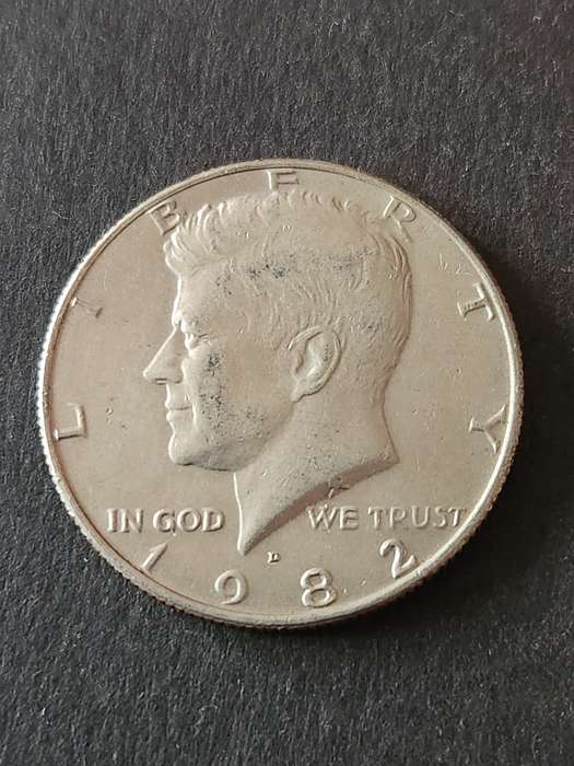 USA Kennedy 1/2 Dollar 1982D