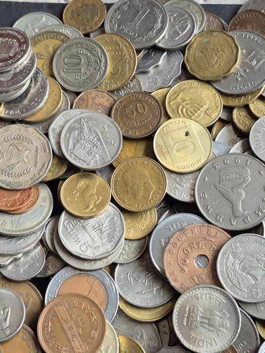 Mixed Lot of World Coins 2kg