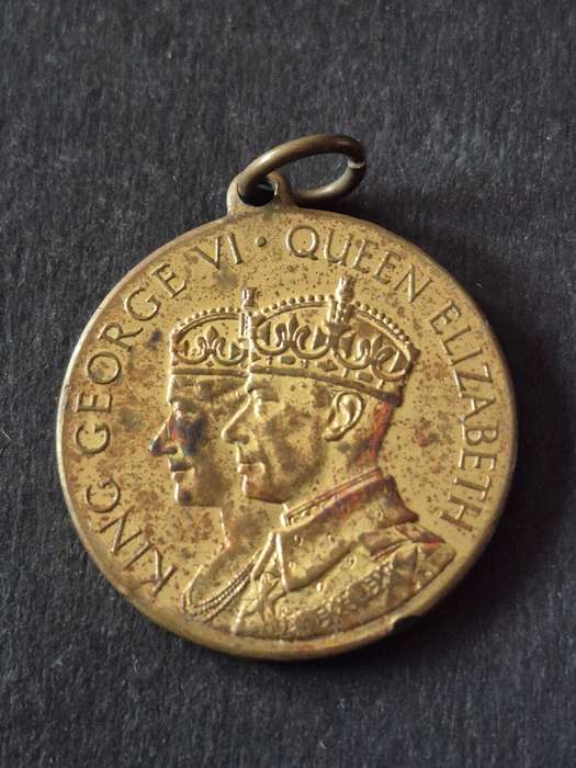 Coronation 1937 Brass Medallion struck by the makers of Rowntrees Coco Jellies 1937