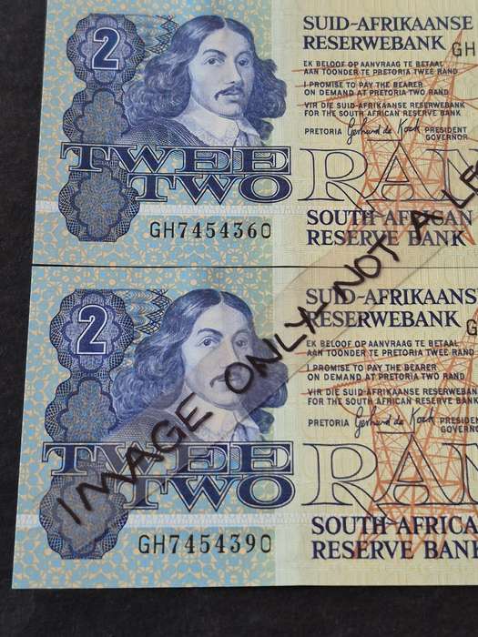 2 x GPC de Kock Two Rand 3rd issue 1989 UNC