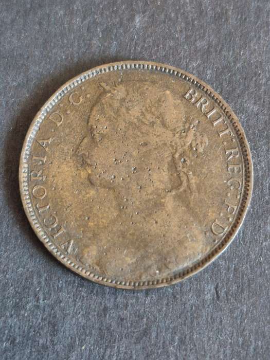 UK Penny Queen Victoria 1881 (nice condition)