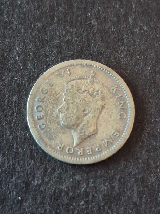 Southern Rhodesia Threepence 1942  .925 Silver