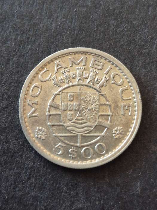 Republica Portuguesa Mozambique 5 Escudos 1960 Silver