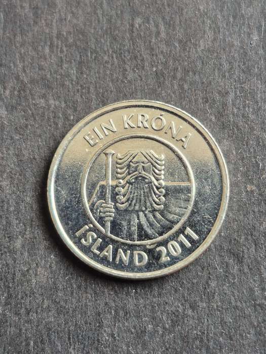 Island One Krona 2011 (nice condition)