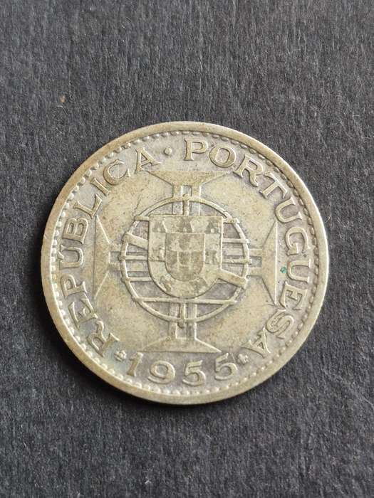 Republica Portuguesa Mozambique 20 Escudos 1955 Silver .720