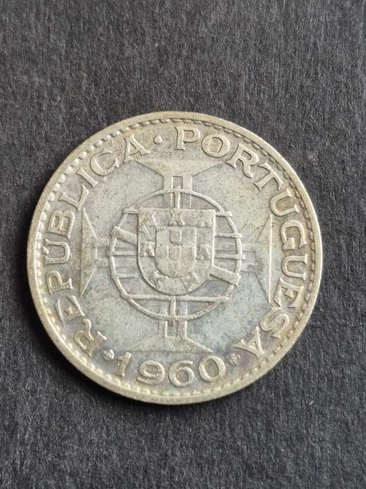 Republica Portuguesa Mozambique 20 Escudos 1960 Silver .720