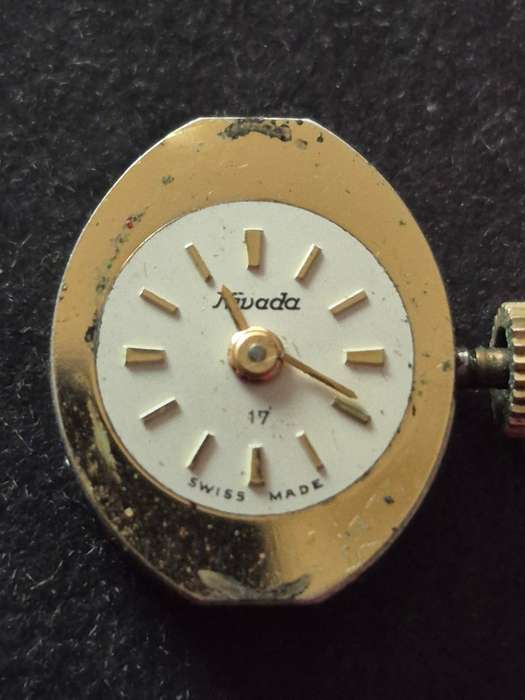 Nivada 17 Jewels Ladies Wrist Watch Movement (not working)