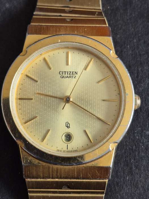Vintage Citizen Men's Quartz Gold Plated Wrist Watch (not working)