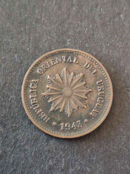 Uruguay 2 Centisimos 1943 (nice condition)