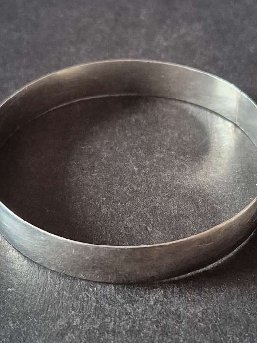 Vintage Sterling Silver Bangle stamp .925  23.1g