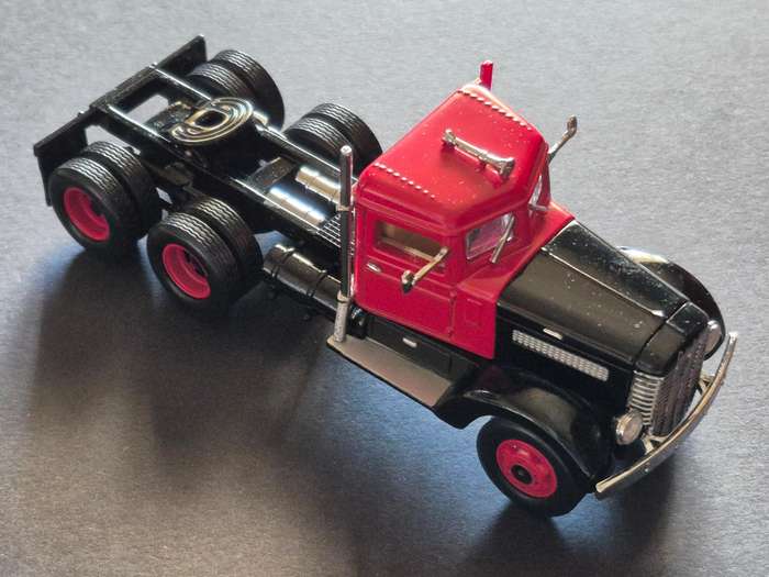 Matchbox 1939 Peterbilt Cab Truck - Birth of the Big Rigs (excellent condition)
