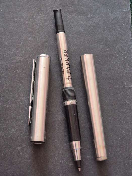 Vintage Parker Rollerball Pen made in England (needs refill)