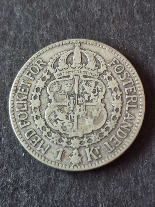Sweden One Kroner 1914 Silver