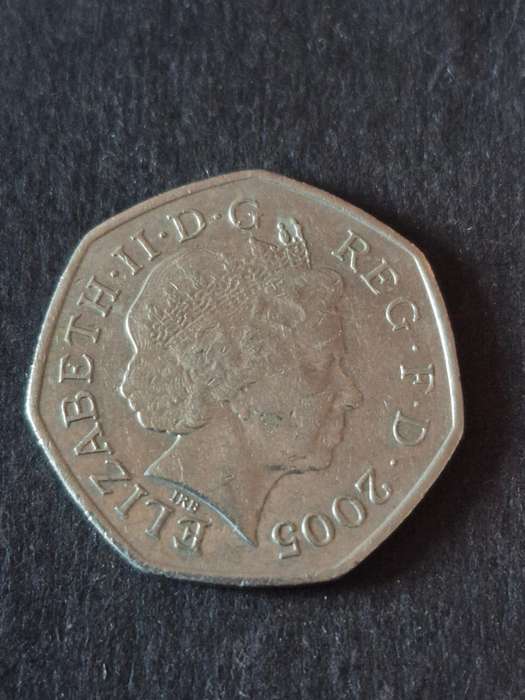 UK 50P Commemorate 2005 Johnsons Dictionary