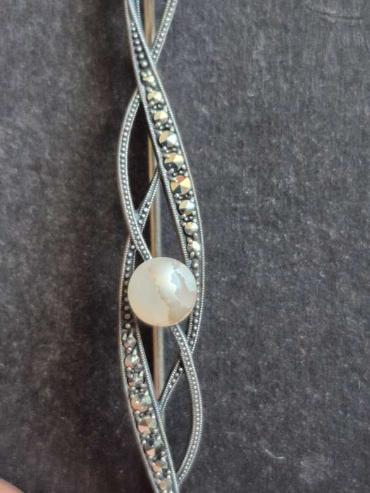 Vintage Marcasite Silver Brooch stamped. 935  4.1g with Pearl 70mm