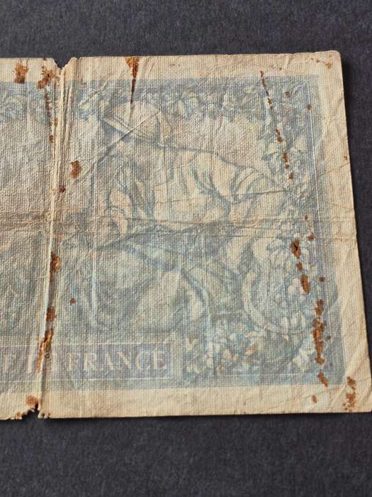 France 10 Francs 1941 (tears/marks)