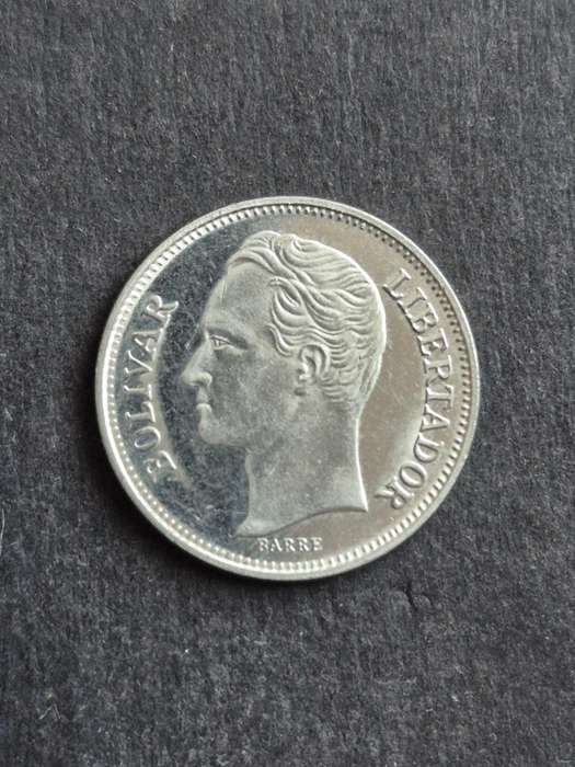 Venezuela 1989 One Bolivar Coin (excellent condition)