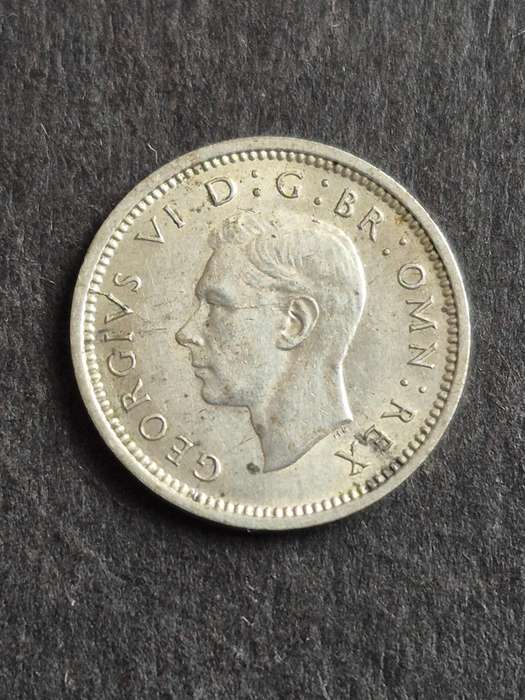 UK Threepence 1940 Silver (Colonial)