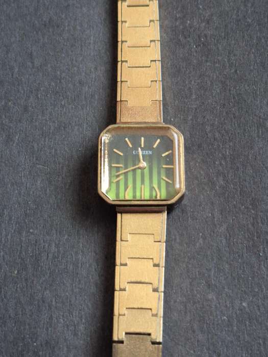 Vintage Ladies Citizen 21 Jewels Mechanical Wrist Watch (missing winder) - not working