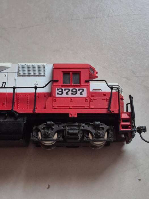Atlas Roco 7039 WM Western Maryland GP40 HO Gauge