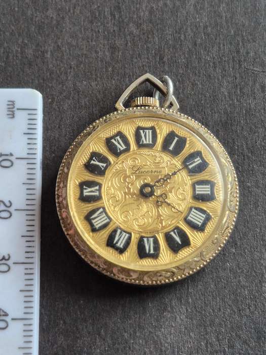 Vintage Lucerne Mechanical Ladies Fob Watch (not working)