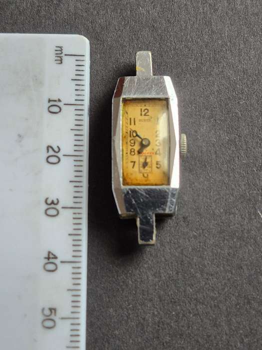Vintage Ladies Buren Grand Prix Mechanical Wrist Watch (not working)