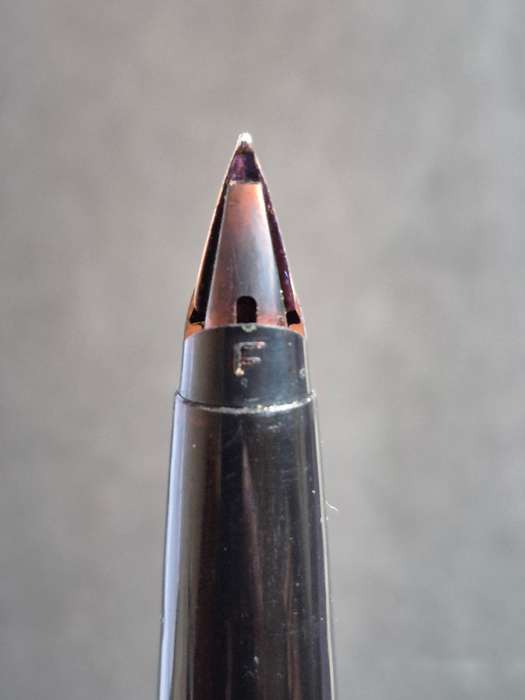 Vintage Two Toned Parker Fountain Pen (excellent condition)
