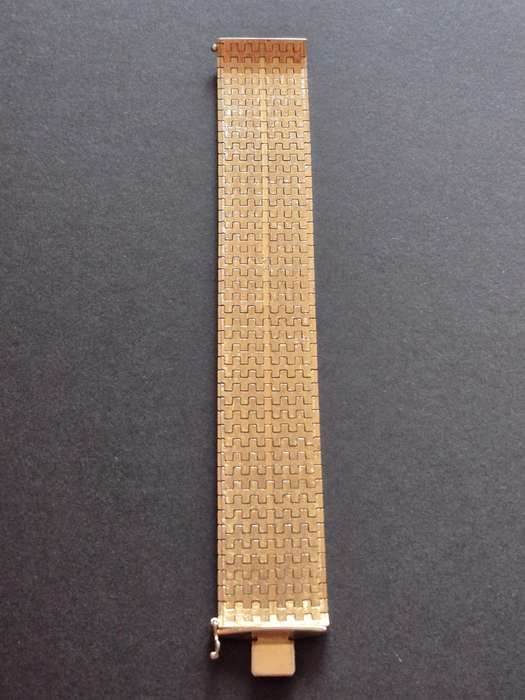 Vintage Italian Gold Plated Articulated Cuff Bracelet 22 Carat Hard Gold Clad 92g
