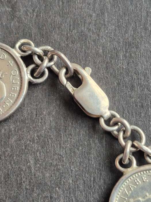 Rhodesia 2 1/2 Cents (Tickey) and Rhodesia and Nyasland Threepence Bracelet 9.25 Silver mount/catch