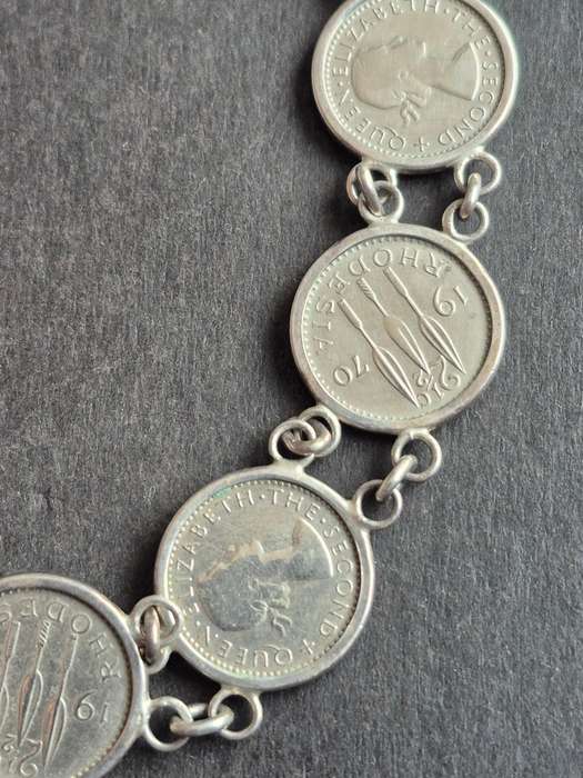 Rhodesia 2 1/2 Cents (Tickey) and Rhodesia and Nyasland Threepence Bracelet 9.25 Silver mount/catch