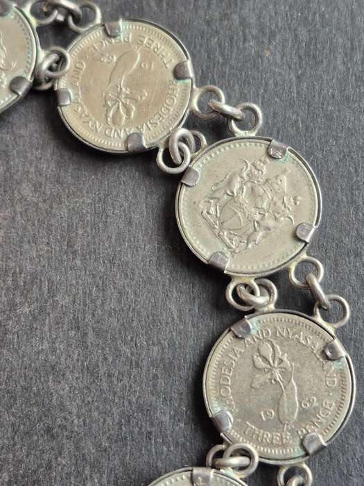 Rhodesia 2 1/2 Cents (Tickey) and Rhodesia and Nyasland Threepence Bracelet 9.25 Silver mount/catch
