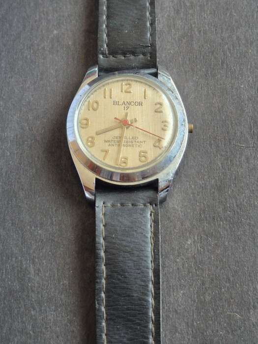 Vintage Blancor 17 Jewelled Water Resistant Antimagnetic Mechanical Wrist Watch (not working)