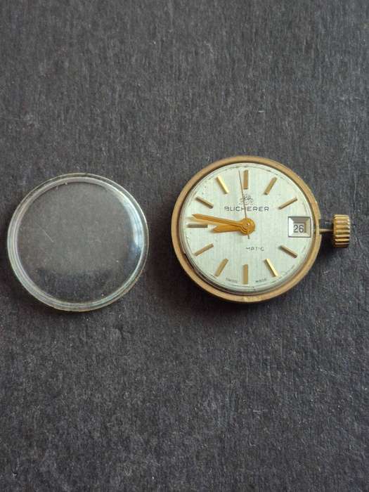 Vintage Bucherer 17 Jewels Mechanical Movement with glass - runs - needs to be serviced