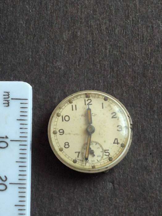 Vintage Ladies Rotary 15 Jewels movement with glass - not working
