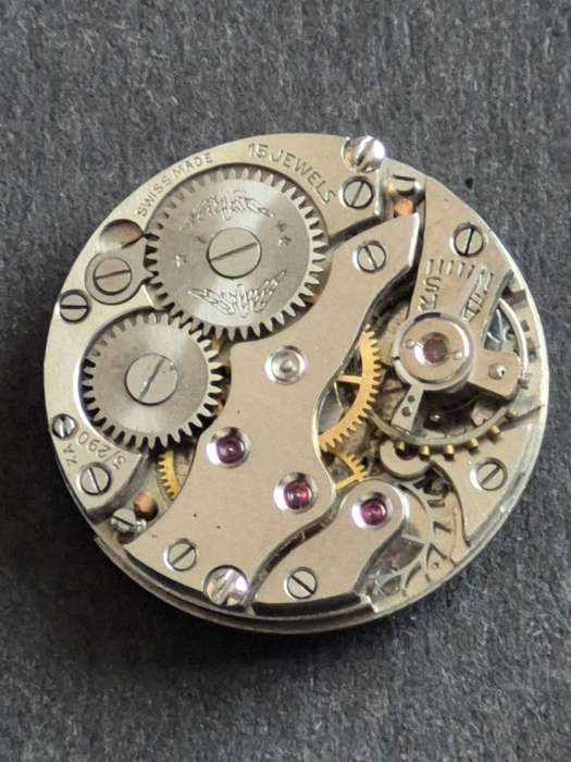 Vintage Ladies Rotary 15 Jewels movement with glass - not working