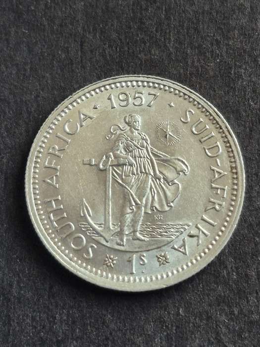 Union One Shilling 1957 - excellent condition