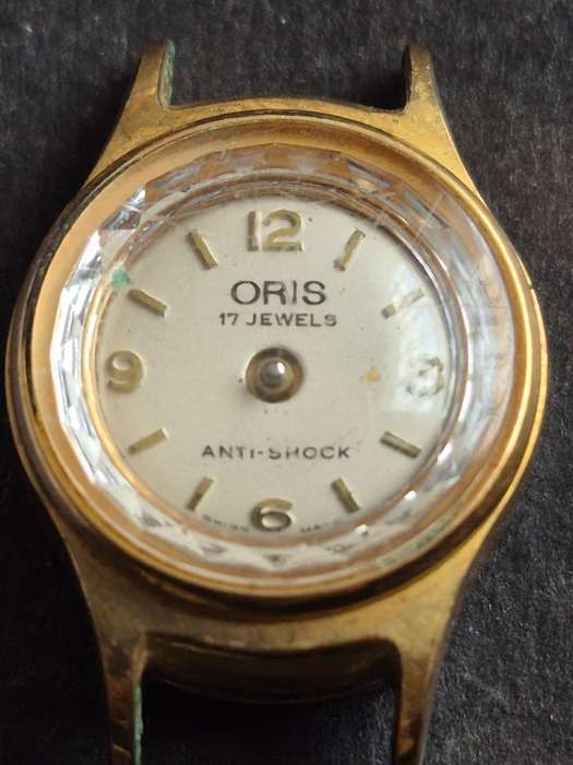 Vintage Ladies Oris 17 Jewels Antishock Mechanical Gold Plated Wrist Watch- missing winder