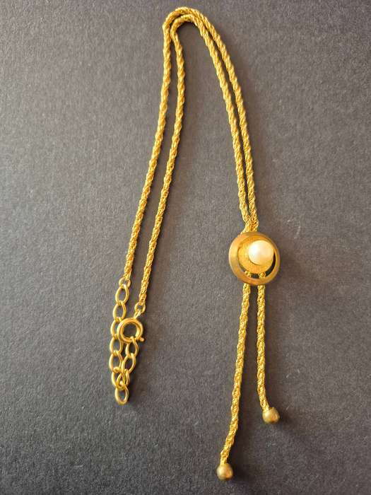 Vintage Gold Plated Necklace with Pearl Charm total weight 11.4g
