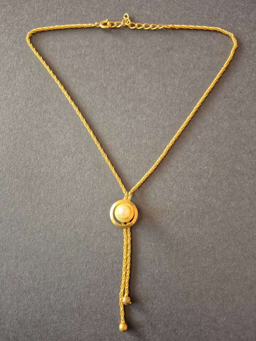 Vintage Gold Plated Necklace with Pearl Charm total weight 11.4g