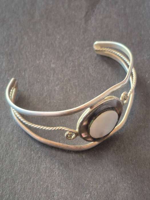 Vintage E.P.N.S. Mother of Pearl Bracelet