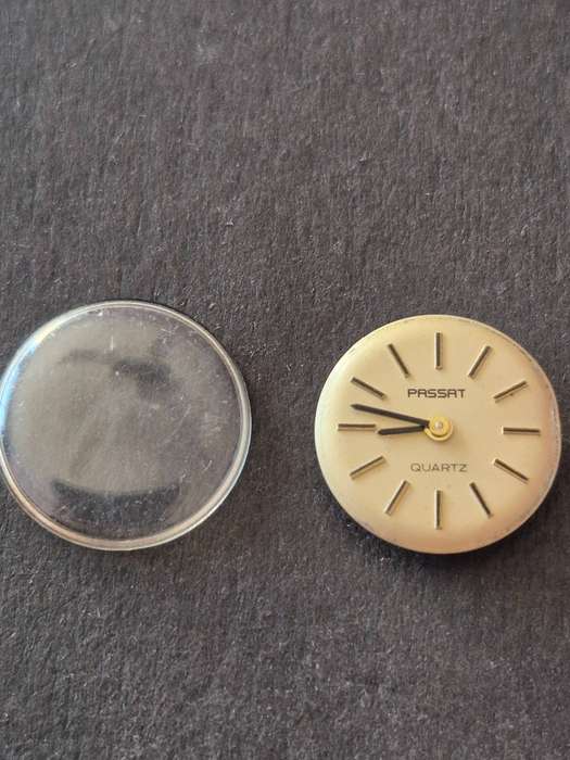 Vintage Passat Quartz Ladies Watch Movement with Glass - not working