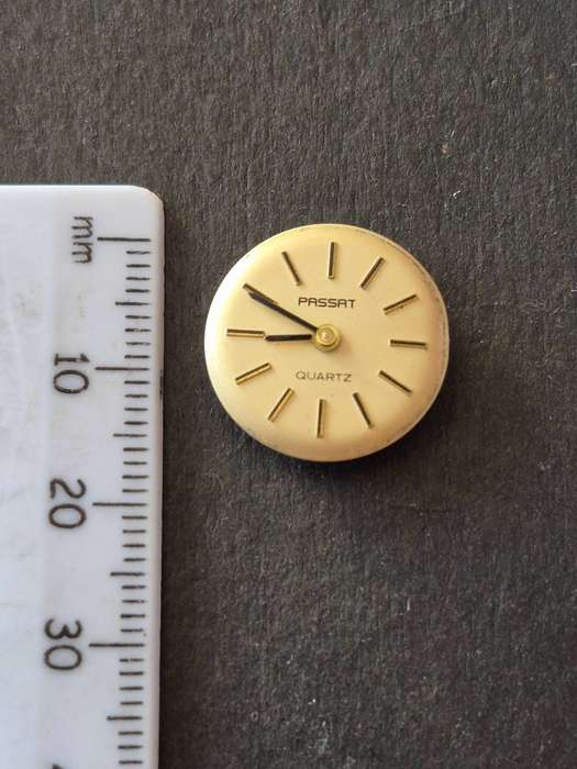 Vintage Passat Quartz Ladies Watch Movement with Glass - not working