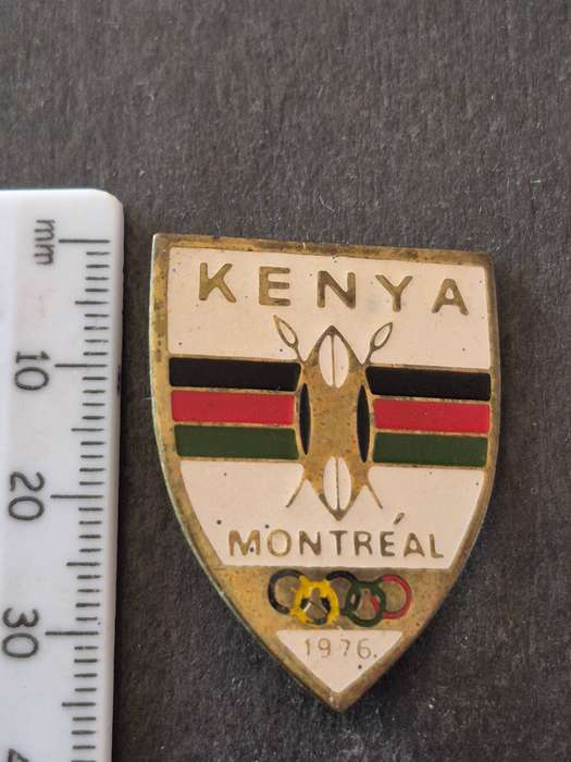 Rare Kenya National Olympic Committee Olympus Games Montreal 1976 Enamel Pin Badge