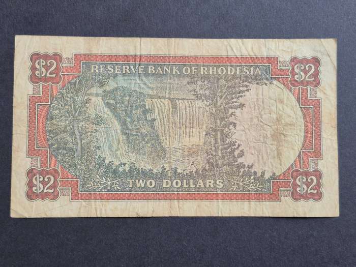 Reserve Bank of Rhodesia 2 Dollars Rhodes Watermark 10 April 1979