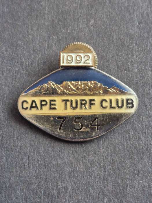 Cape Turf Club Badge 1992 no. 754