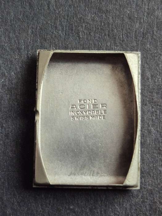 Vintage Lanco 15 Jewels Mechanical Wrist Watch- not working