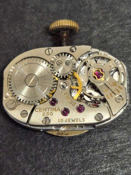 Vintage Ladies Certina 230 Gold Plated Mechanical Wrist Watch 15 Jewels- runs- needs to be serviced
